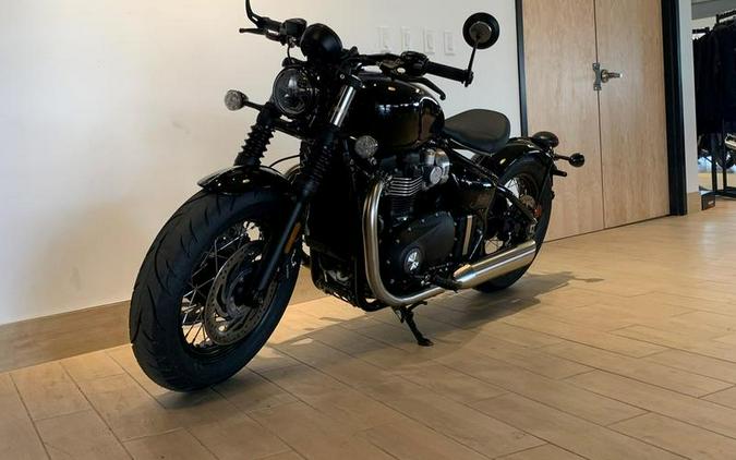 2024 Triumph Bonneville Bobber Stealth Edition