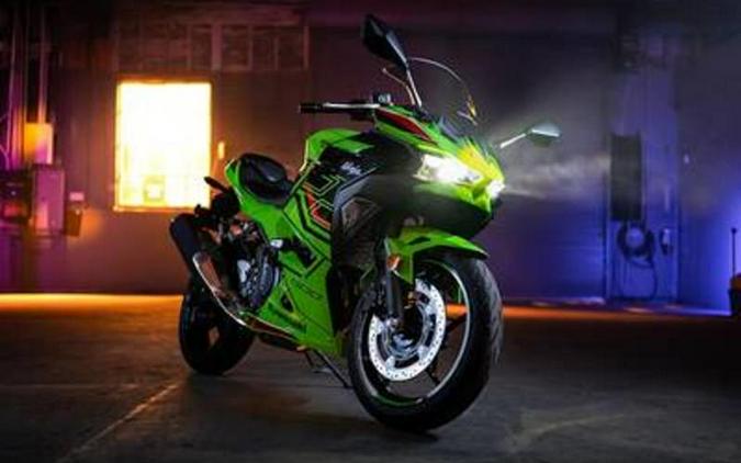 2024 Kawasaki Ninja® 500 KRT Edition SE ABS