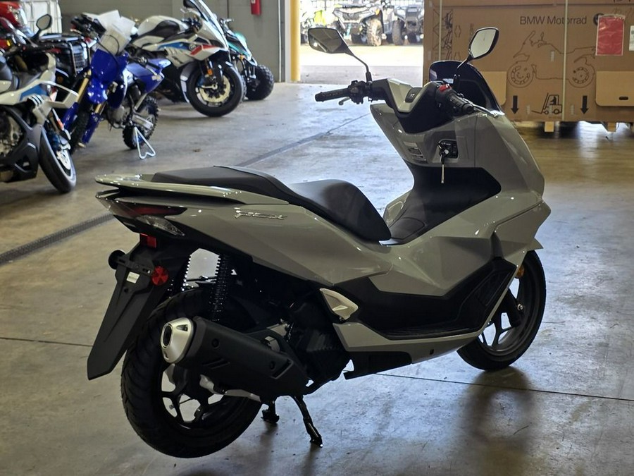 2025 Honda PCX ABS