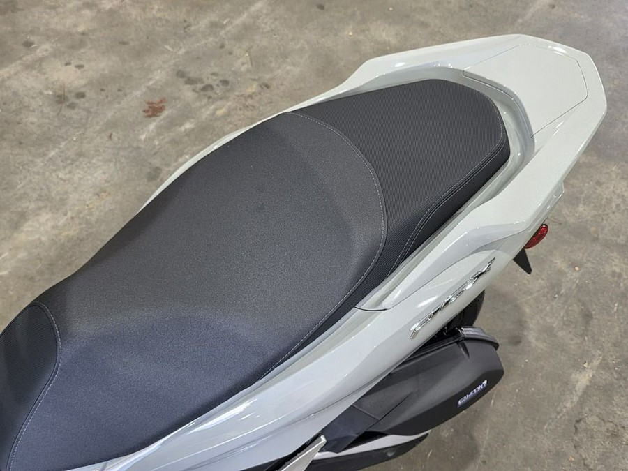 2025 Honda PCX ABS
