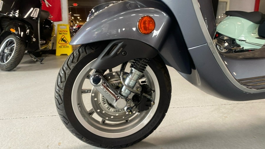 2022 Vespa Primavera 150 Touring