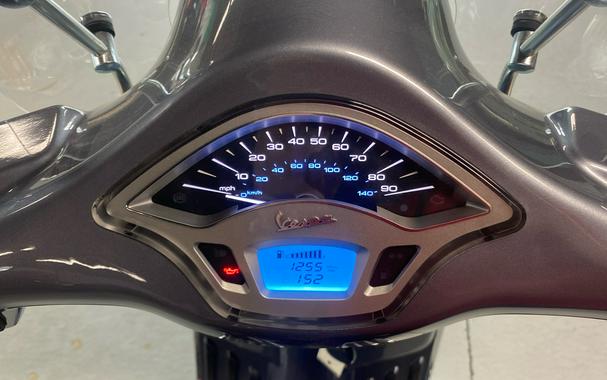 2022 Vespa Primavera 150 Touring