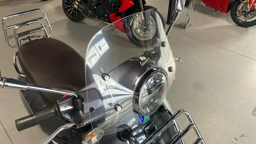 2022 Vespa Primavera 150 Touring