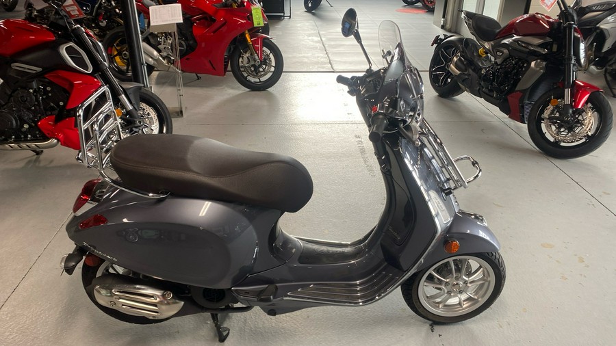 2022 Vespa Primavera 150 Touring