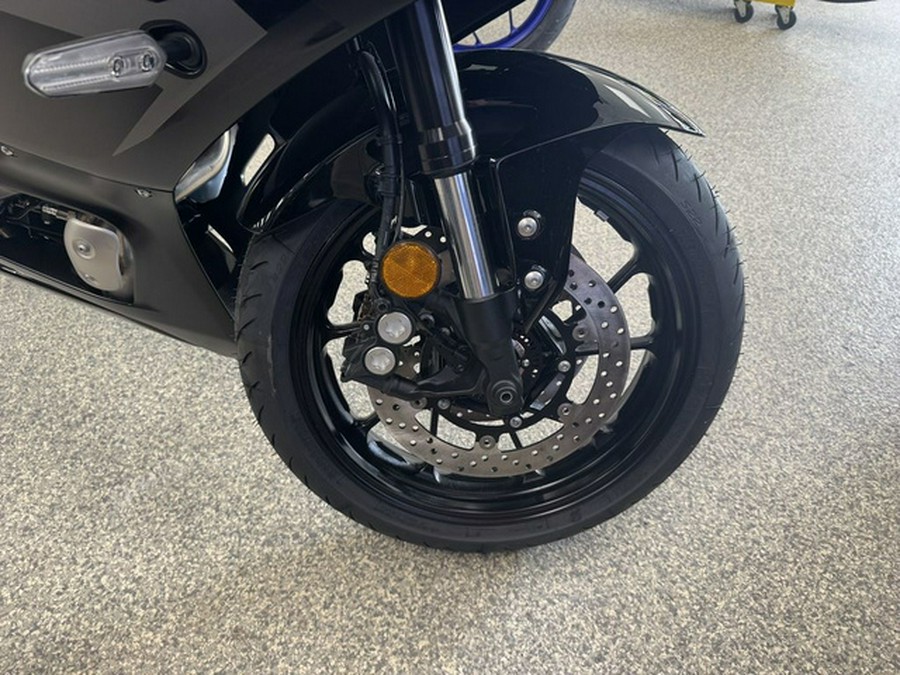 2025 Yamaha YZF-R7