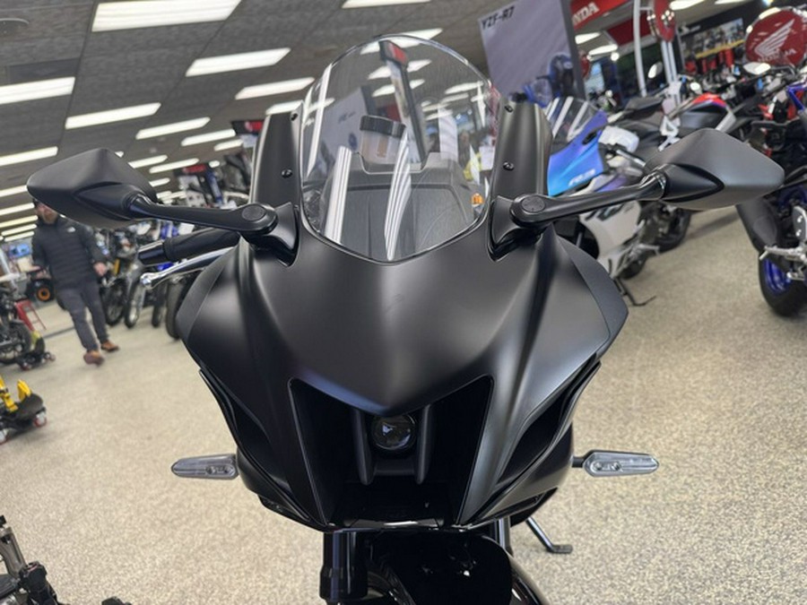 2025 Yamaha YZF-R7