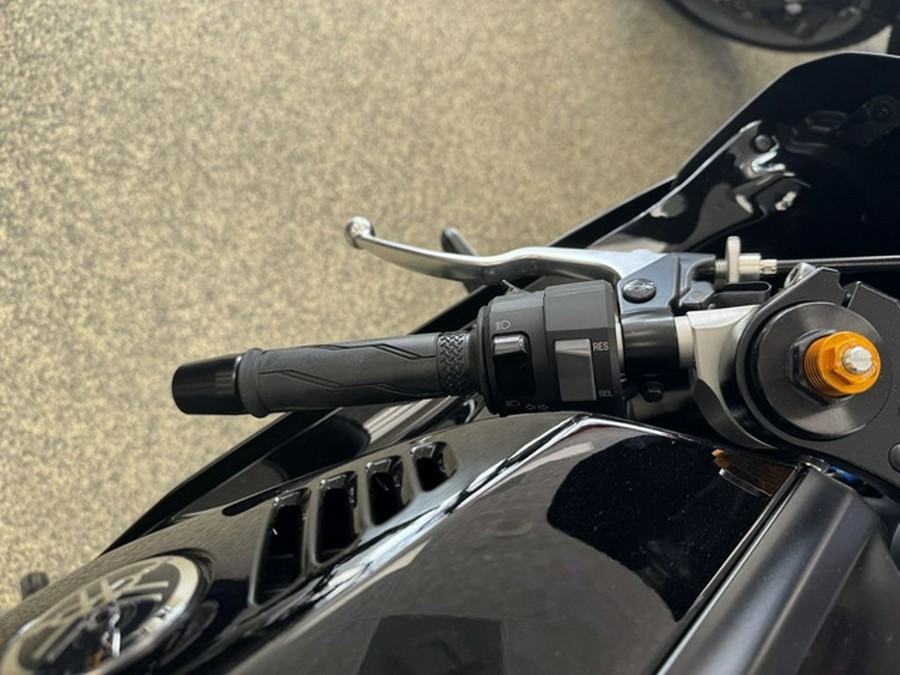 2025 Yamaha YZF-R7