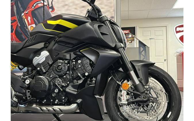 2026 Ducati Diavel V4