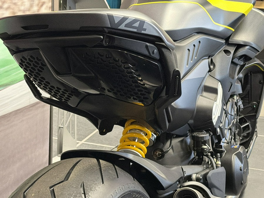 2026 Ducati Diavel V4