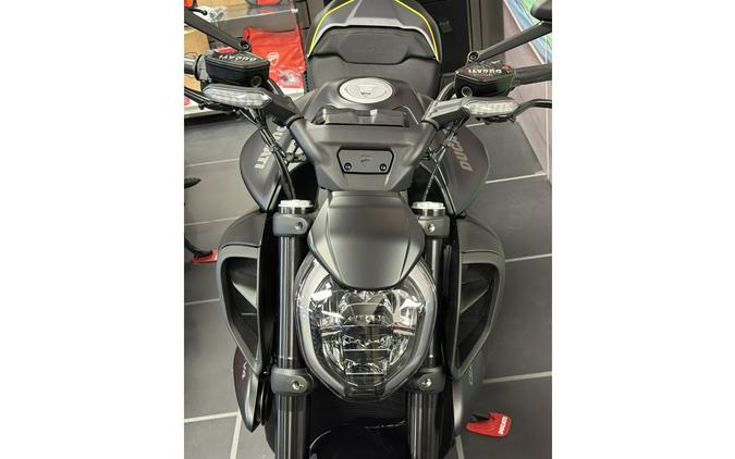 2026 Ducati Diavel V4
