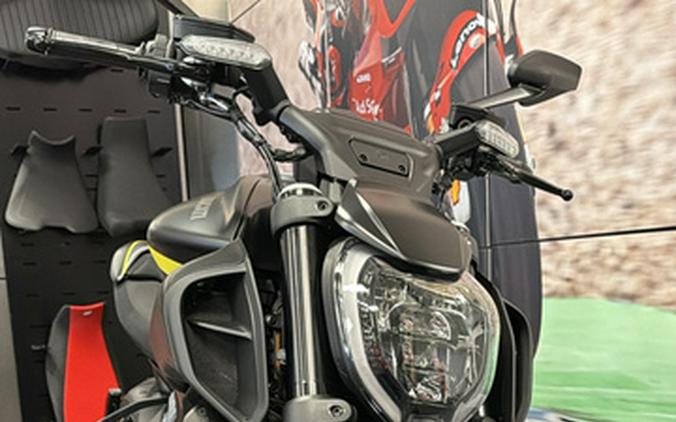 2026 Ducati Diavel V4