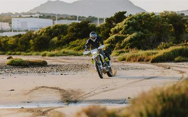 2027 Husqvarna 701 Enduro