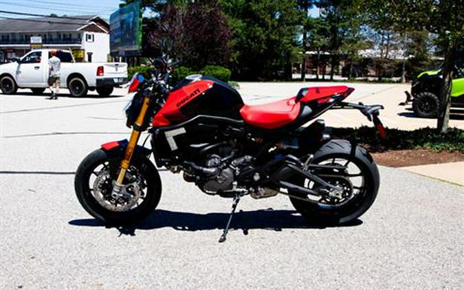 2023 Ducati Monster SP