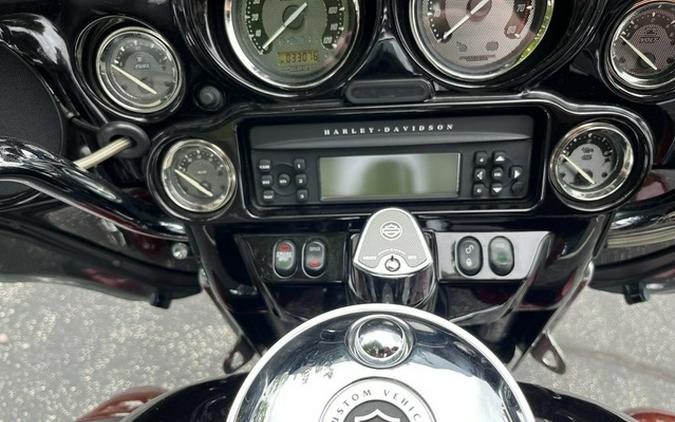 2011 Harley-Davidson FLHTCUSE6 - CVO Ultra Classic Electra Glide