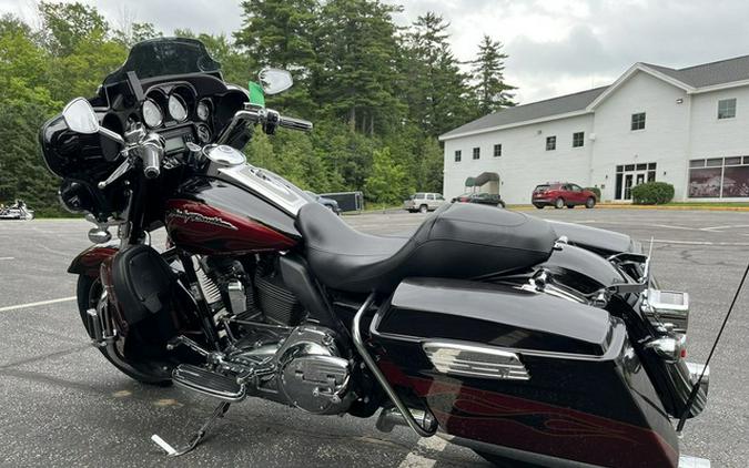 2011 Harley-Davidson FLHTCUSE6 - CVO Ultra Classic Electra Glide