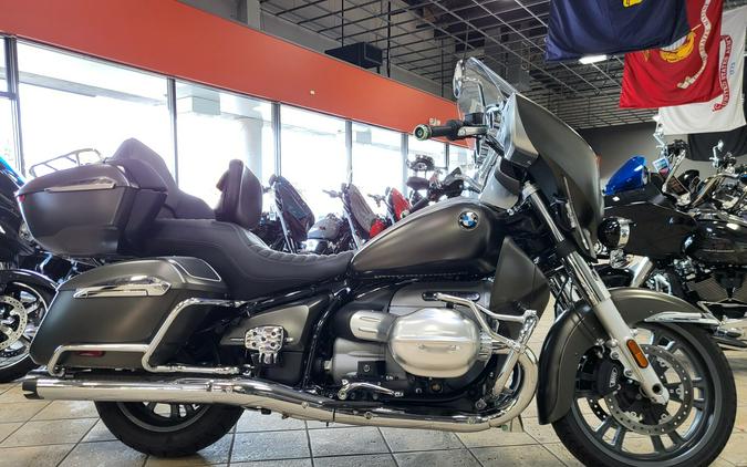 2022 BMW Motorrad BMW R18 Manhattan Metallic Matte