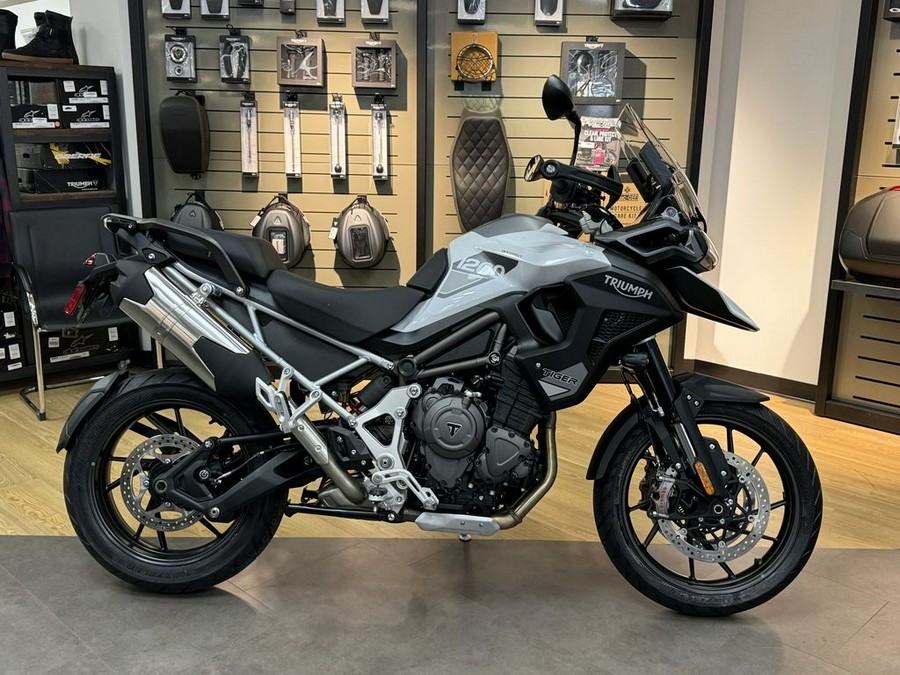 2023 Triumph Tiger 1200 GT Pro Snowdonia White