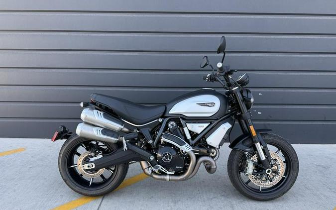 2023 Ducati Scrambler 1100 Dark PRO Dark Stealth