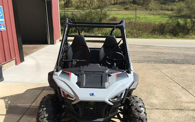 2024 Polaris RZR 200 EFI