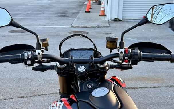 2026 Ducati Hypermotard 698 Mono RVE