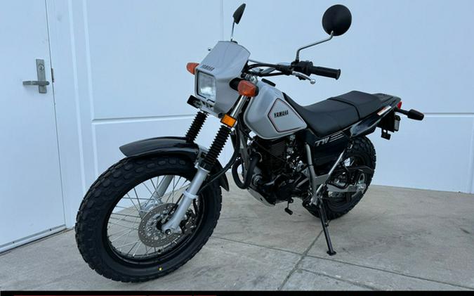 2027 Yamaha TW 200