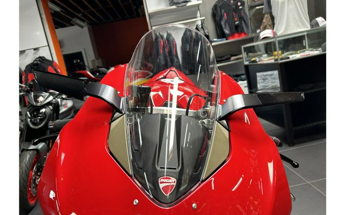 2022 Ducati Panigale V4 S