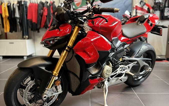2026 Ducati STREETFIGHTER V4S
