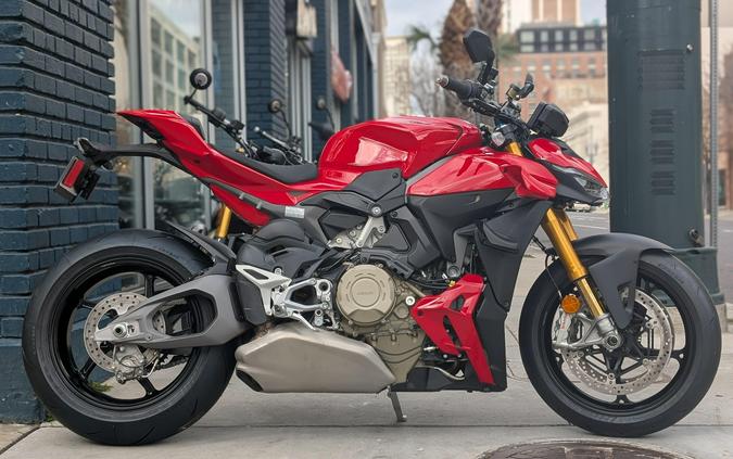 2026 Ducati STREETFIGHTER V4S