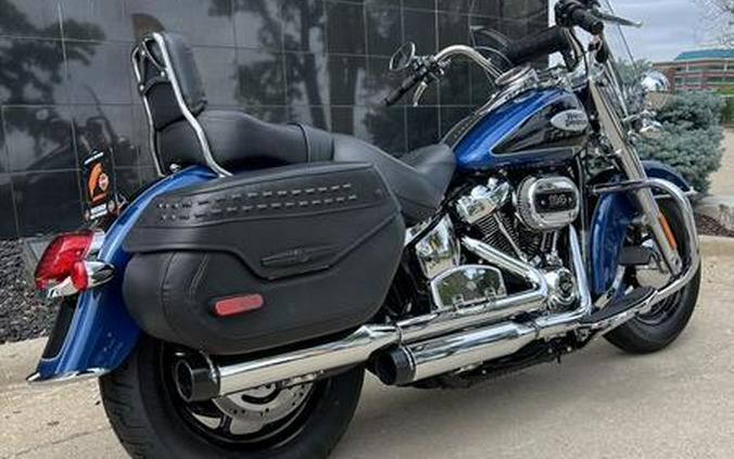 2022 Harley-Davidson® FLHCS - Heritage Classic 114