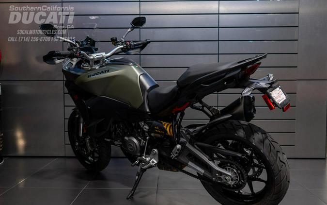 2025 Ducati Multistrada V2 S Storm Green