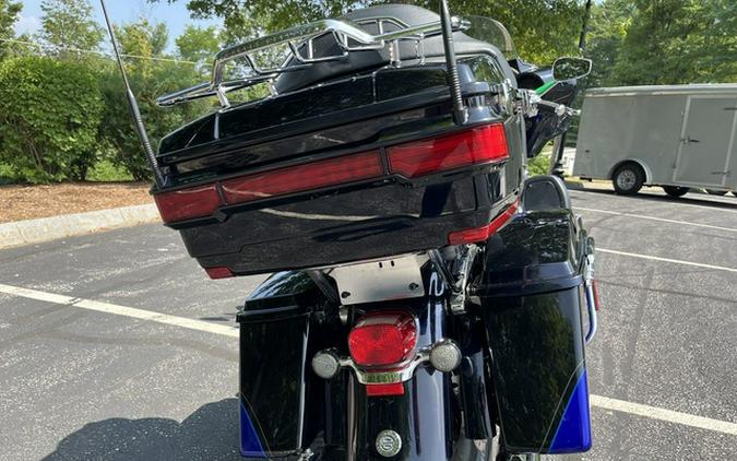 2011 Harley-Davidson FLHTCUSE6 - CVO Ultra Classic Electra Glide