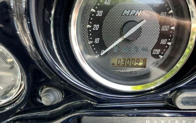 2011 Harley-Davidson FLHTCUSE6 - CVO Ultra Classic Electra Glide