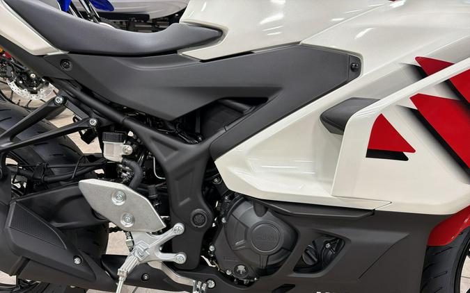 2026 Yamaha YZF-R3 ABS CA 70TH ANNIVERSARY EDITION