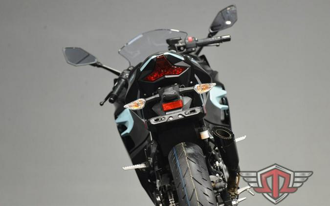 2020 Kawasaki Ninja 400 ABS Spark Black/ Magnetic Dark Gray/ Ph