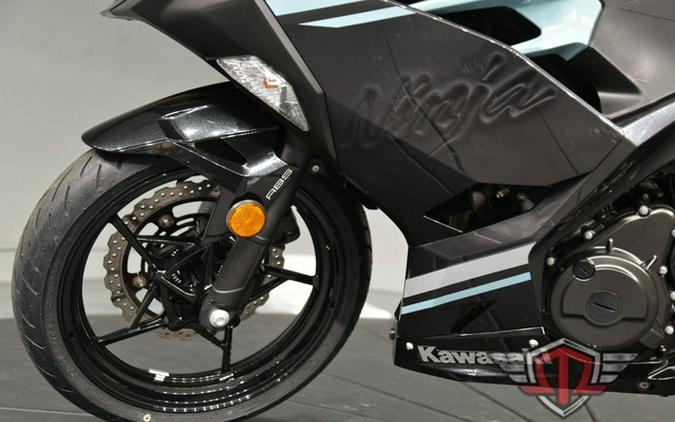 2020 Kawasaki Ninja 400 ABS Spark Black/ Magnetic Dark Gray/ Ph