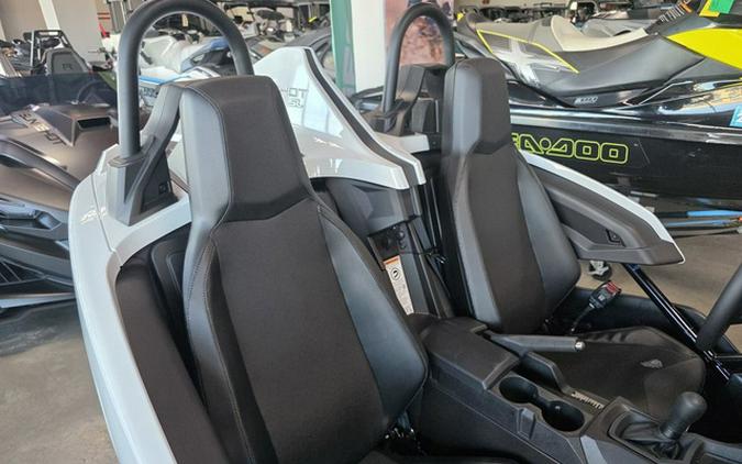 2026 Polaris Slingshot SL Manual