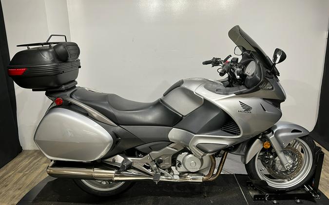 2010 Honda NT700V