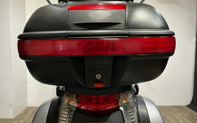 2010 Honda NT700V