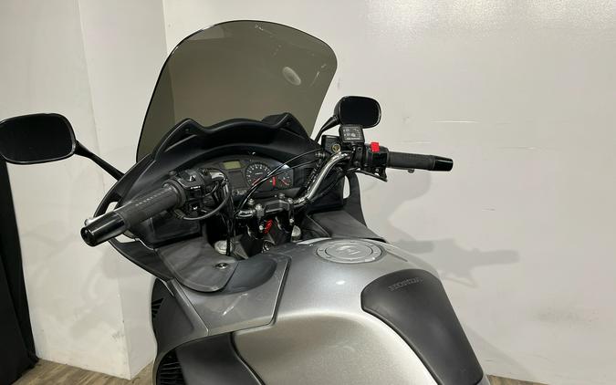 2010 Honda NT700V