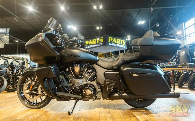 2023 Indian Motorcycle® Pursuit Dark Horse with Premium Package Black Smoke