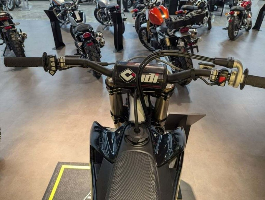 2025 Triumph TF 450-RC Edition