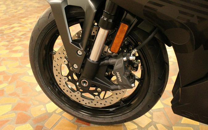 2025 Suzuki GSX-S 8R - S7100637