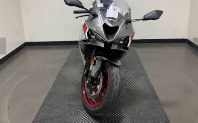 2025 Kawasaki NINJA ZX-6R (ABS)