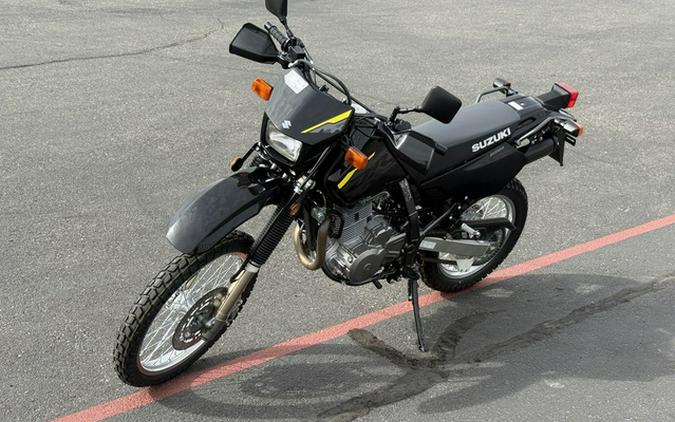 2027 Suzuki DR650SEM7