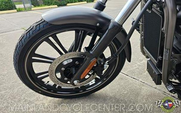 2024 Kawasaki Vulcan 900 Custom