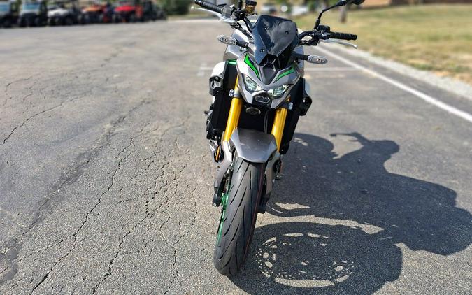 2025 Kawasaki Z900 SE ABS