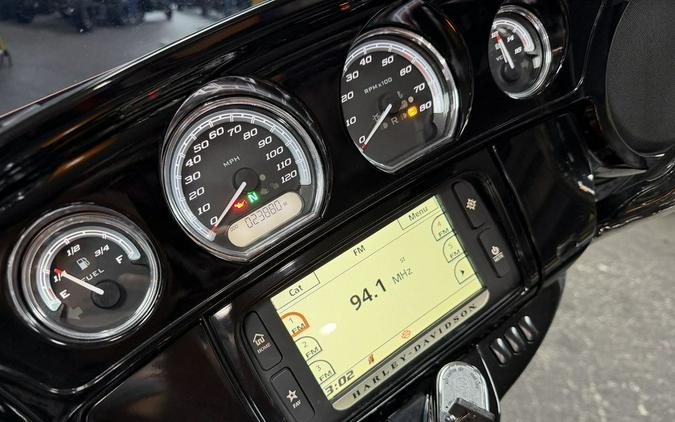 2014 Harley-Davidson® FLHTK - Electra Glide® Ultra Limited