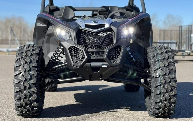 2024 Can-Am® Maverick X3 DS Turbo Fiery Red & Hyper Silver