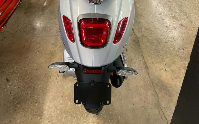 2025 Vespa Primavera 150 Tech