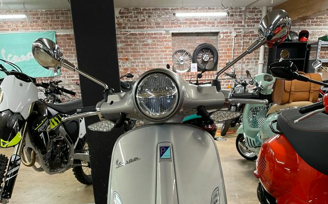 2025 Vespa Primavera 150 Tech